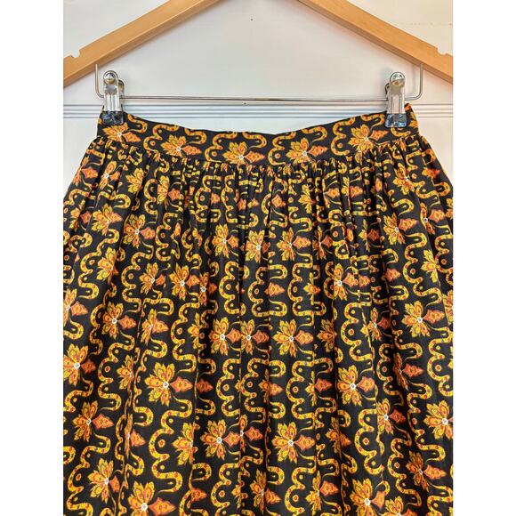 Vintage Handmade Scalloped Patterned Quilted Black & Orange Skirt- Size Small - Picture 3 of 4
